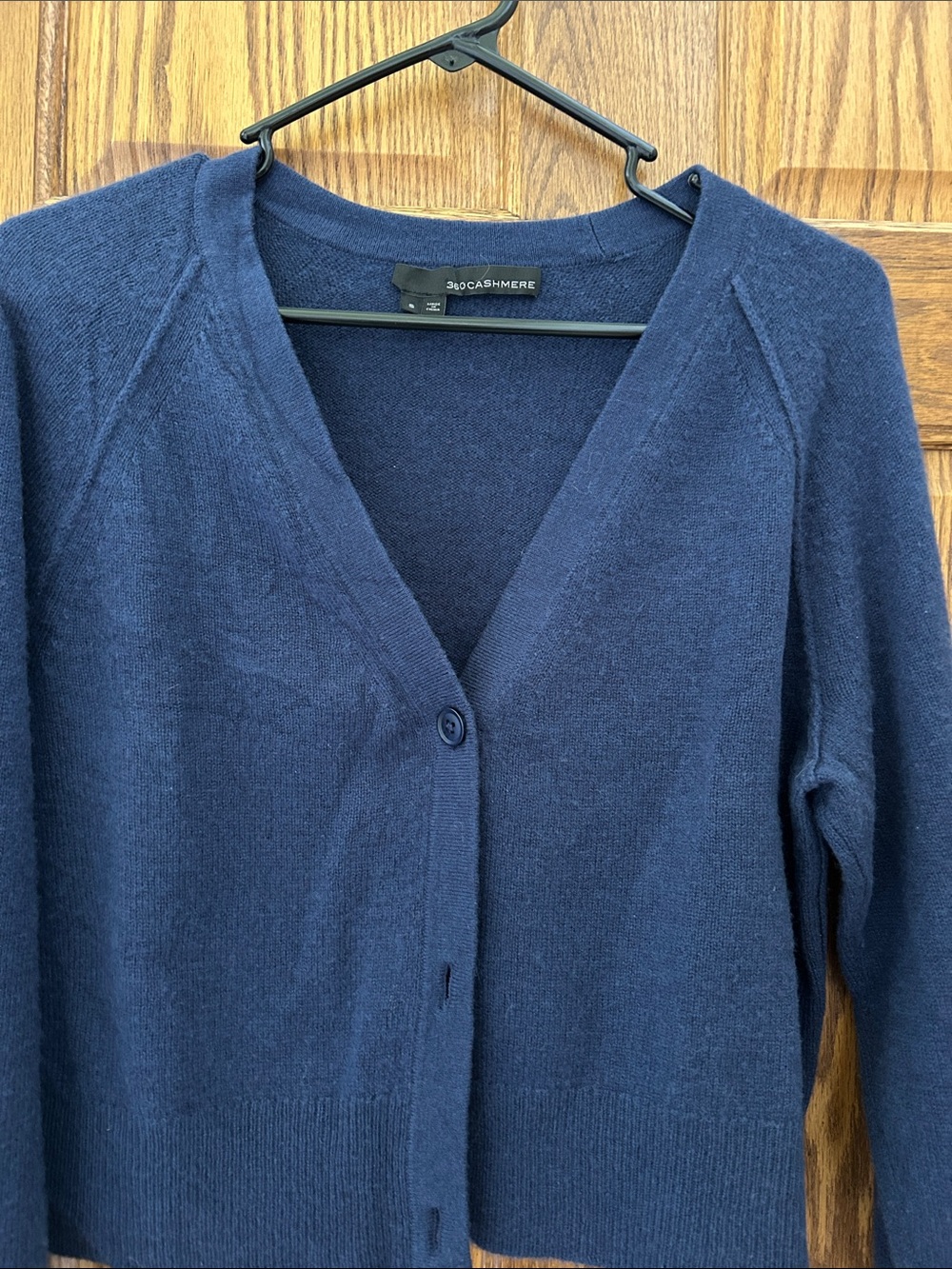 360 Cashmere Navy V-Neck Cashmere Button Cardigan image 3